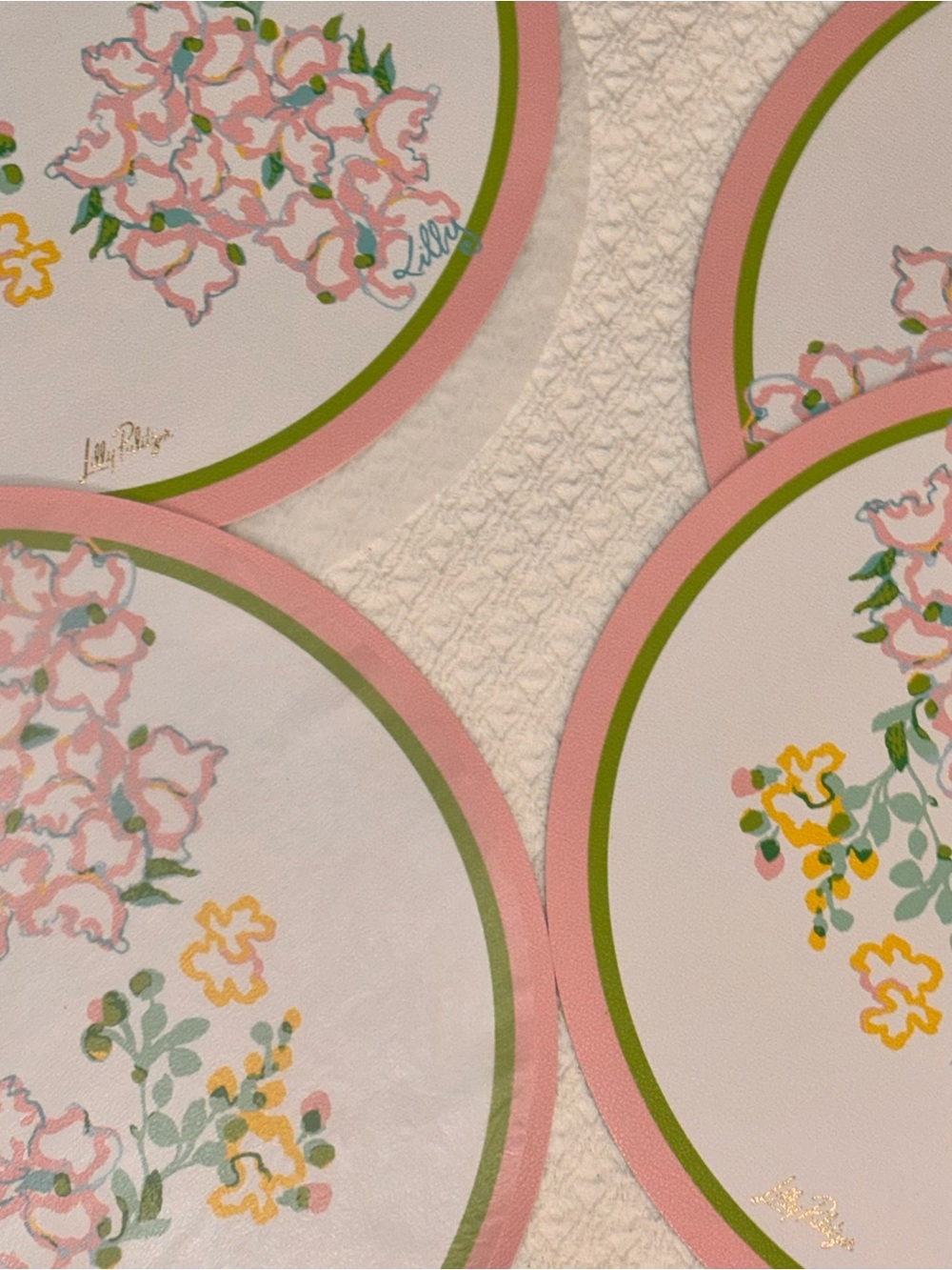 New set of 4 Lilly Pulitzer Placemats pastel floral sunshine wipeable